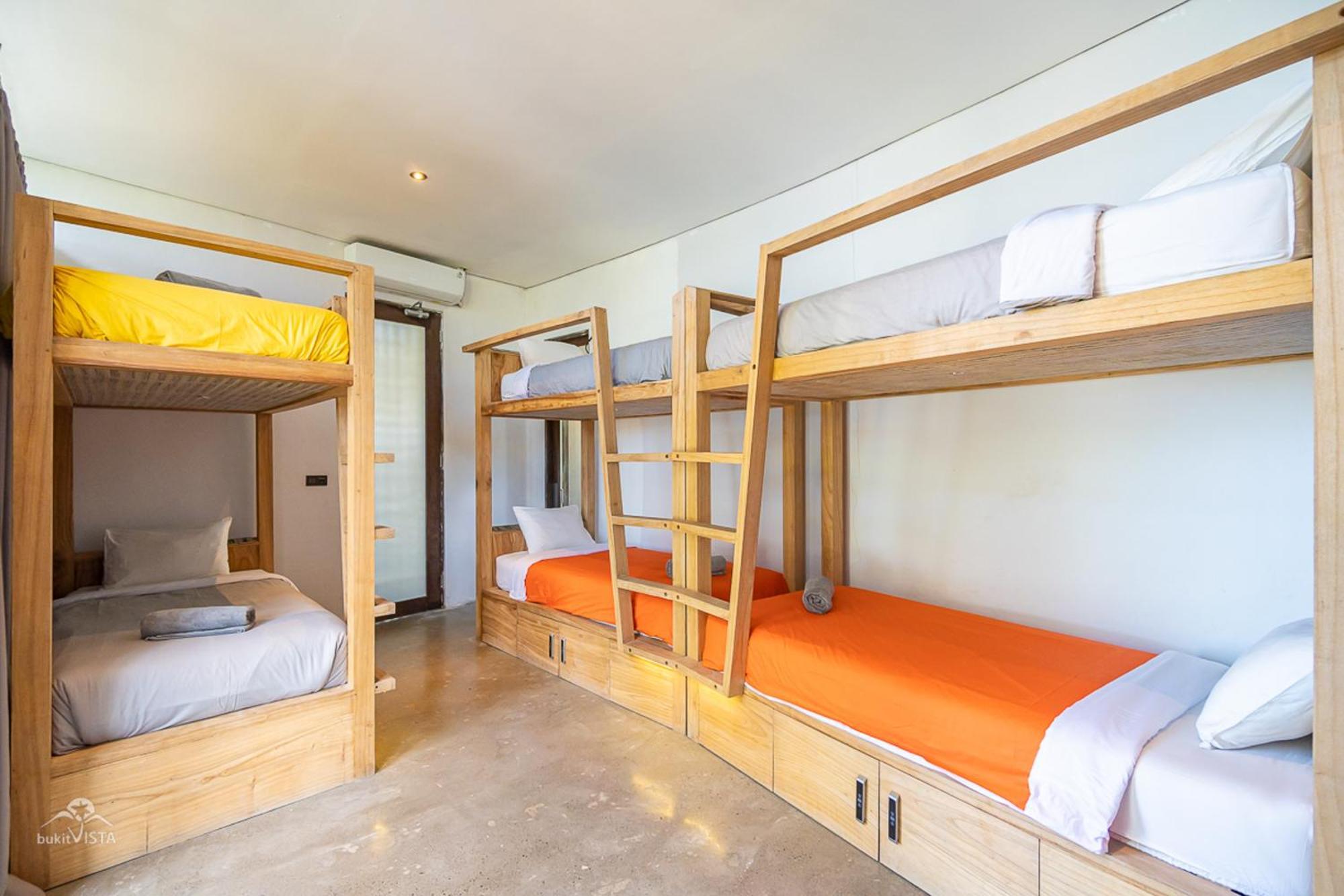 Bong Hostel Nusa Lembongan Exterior photo