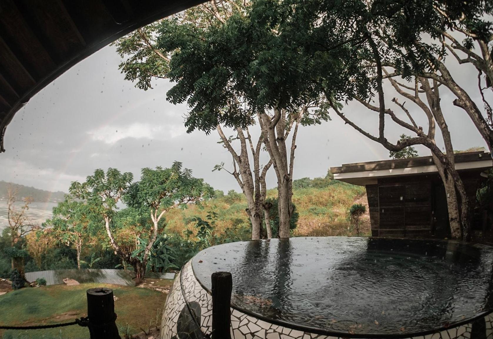 Bong Hostel Nusa Lembongan Exterior photo